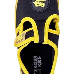 AquaKiks water shoes
